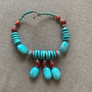 Statement necklace